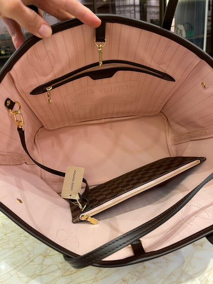 Louis Vuitton Neverfull Damier Ebene MM