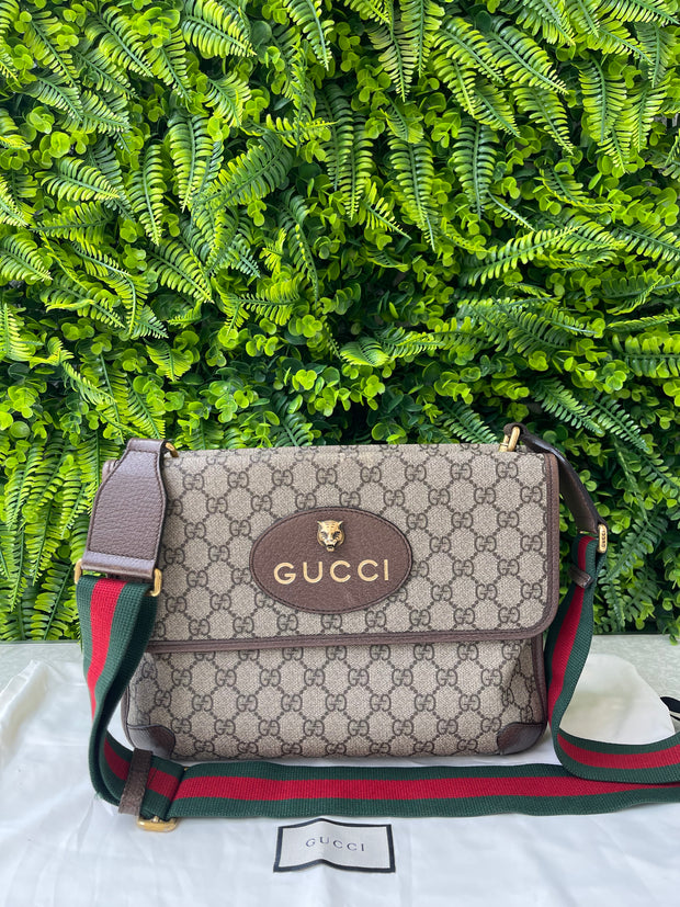 Gucci Transversal Messenger GG Supreme