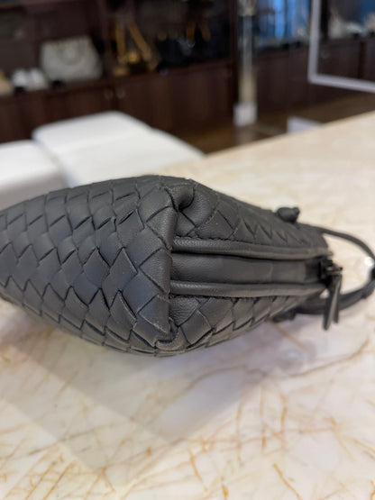 Bottega Veneta Nodini em Couro Intrecciato Cinza