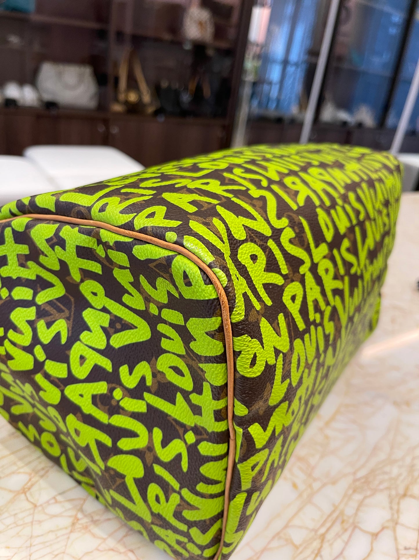 Louis Vuitton Speedy 30 Monogram Graffiti