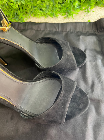 Sandalia D&G Preta e Dourada