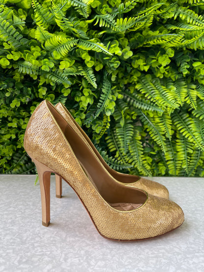 Sapato Chanel Gold Heels