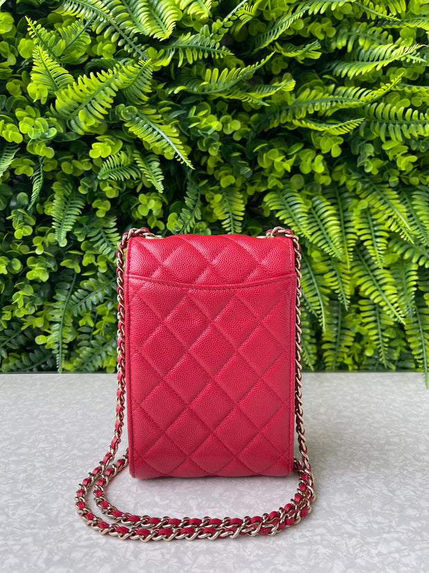 Chanel Caviar Quilted Phone Bag Vermelha