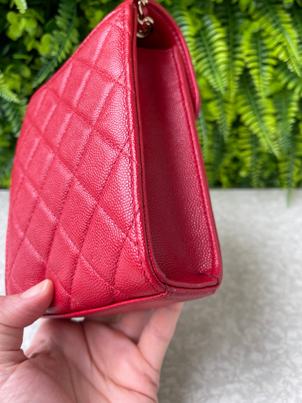 Chanel Caviar Quilted Phone Bag Vermelha