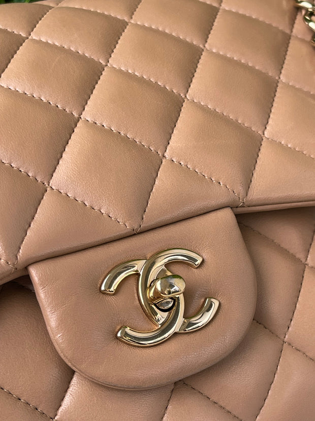 Chanel Double Flap Jumbo Lambskin Marrom