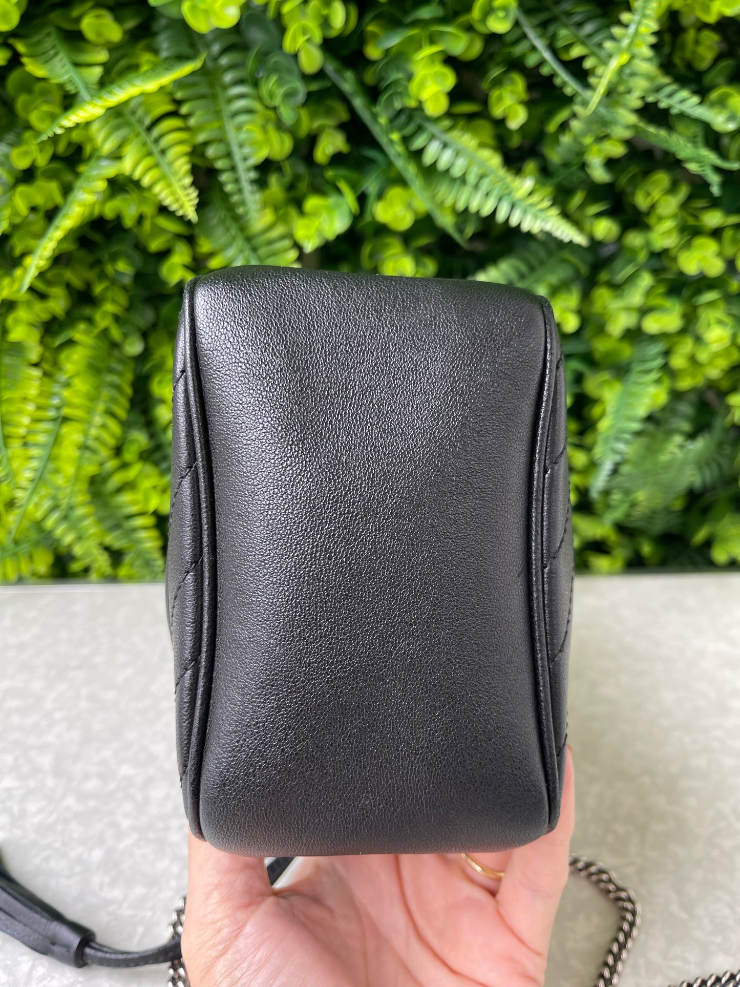 Gucci Bucket Mini Blondie Preta