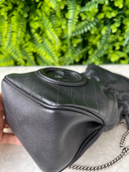 Gucci Bucket Mini Blondie Preta