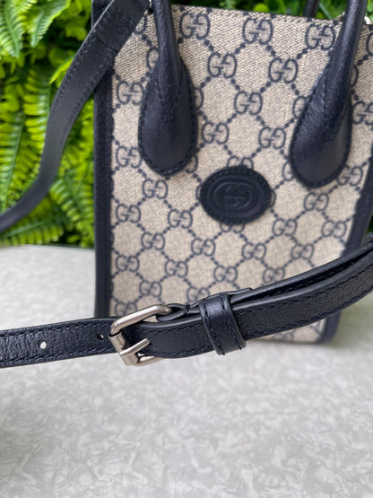 Gucci Mini GG Supreme Azul