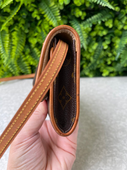 Louis Vuitton Monogram Shoulder Bag