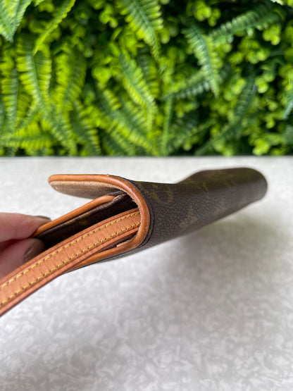 Louis Vuitton Monogram Shoulder Bag