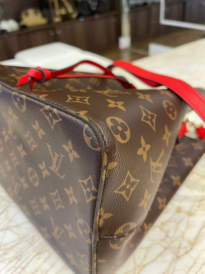 Louis Vuitton Néo Noé Monogram MM