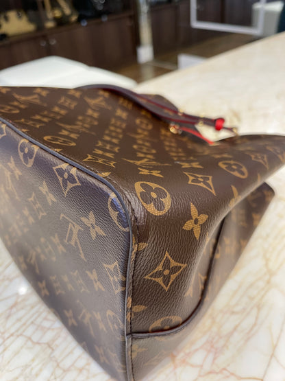 Louis Vuitton Néo Noé Monogram MM