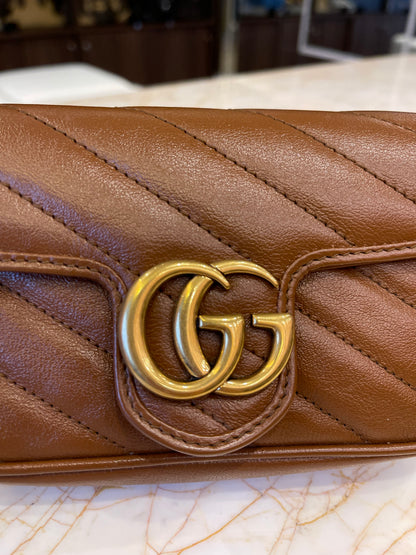 Gucci Marmont GG Mini Marrom