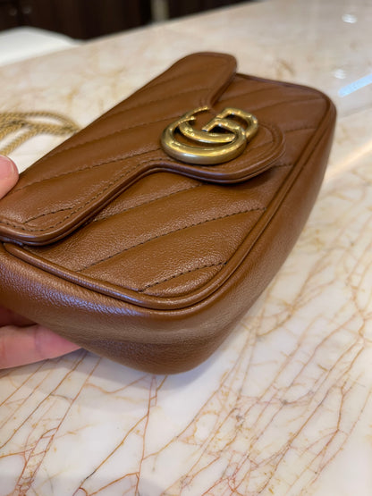 Gucci Marmont GG Mini Marrom