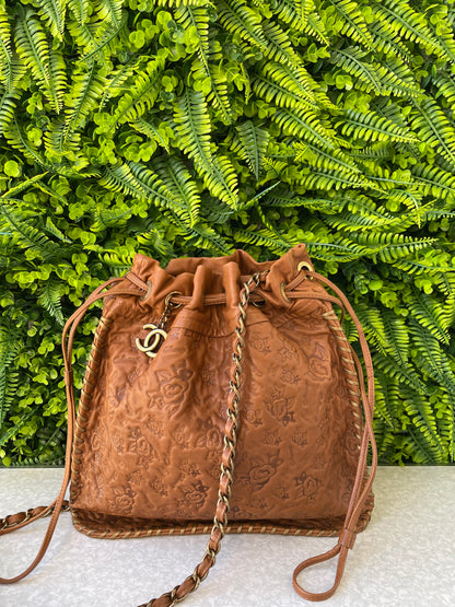 Chanel Floral Embossed Leather Marrom