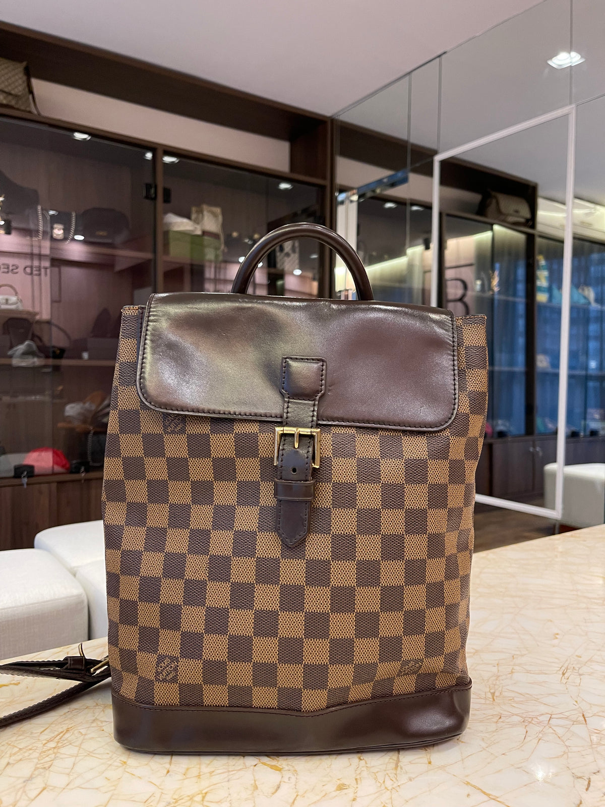 Mochila Louis Vuitton Soho Damier Ebene