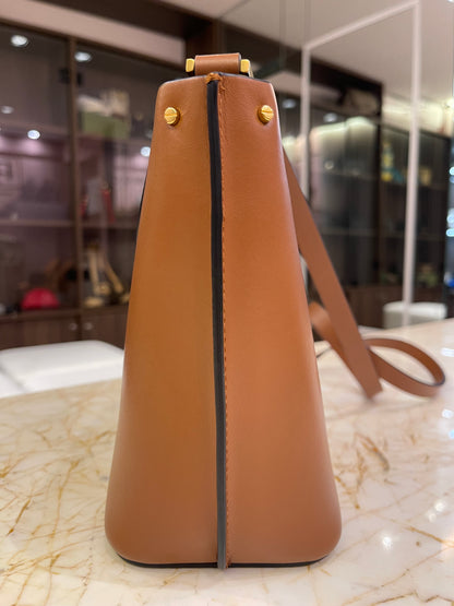 Valentino Garavani VLogo Mini em Couro Marrom