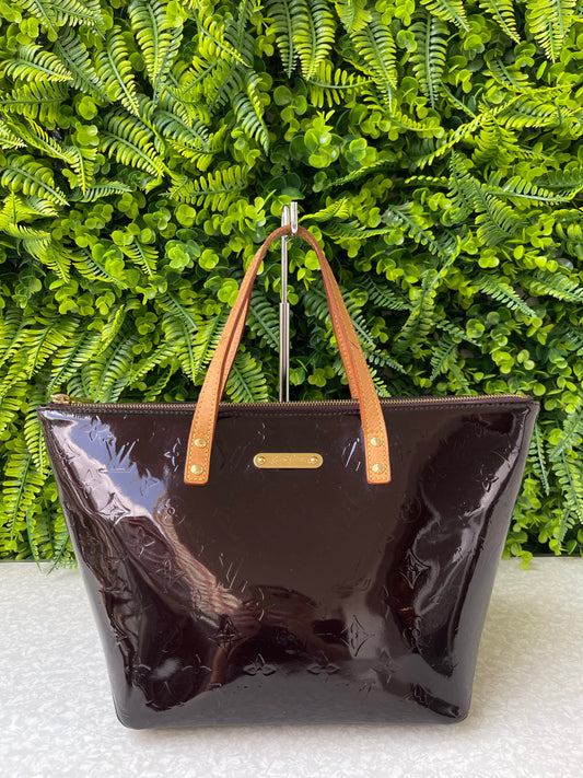 Louis Vuitton Bellevue Verniz Vinho
