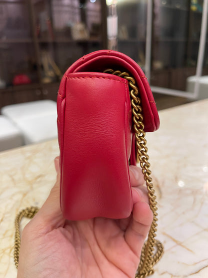 Gucci Mini Marmont GG Vermelha