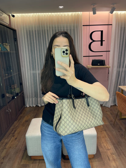 Gucci Emblem Large Tote