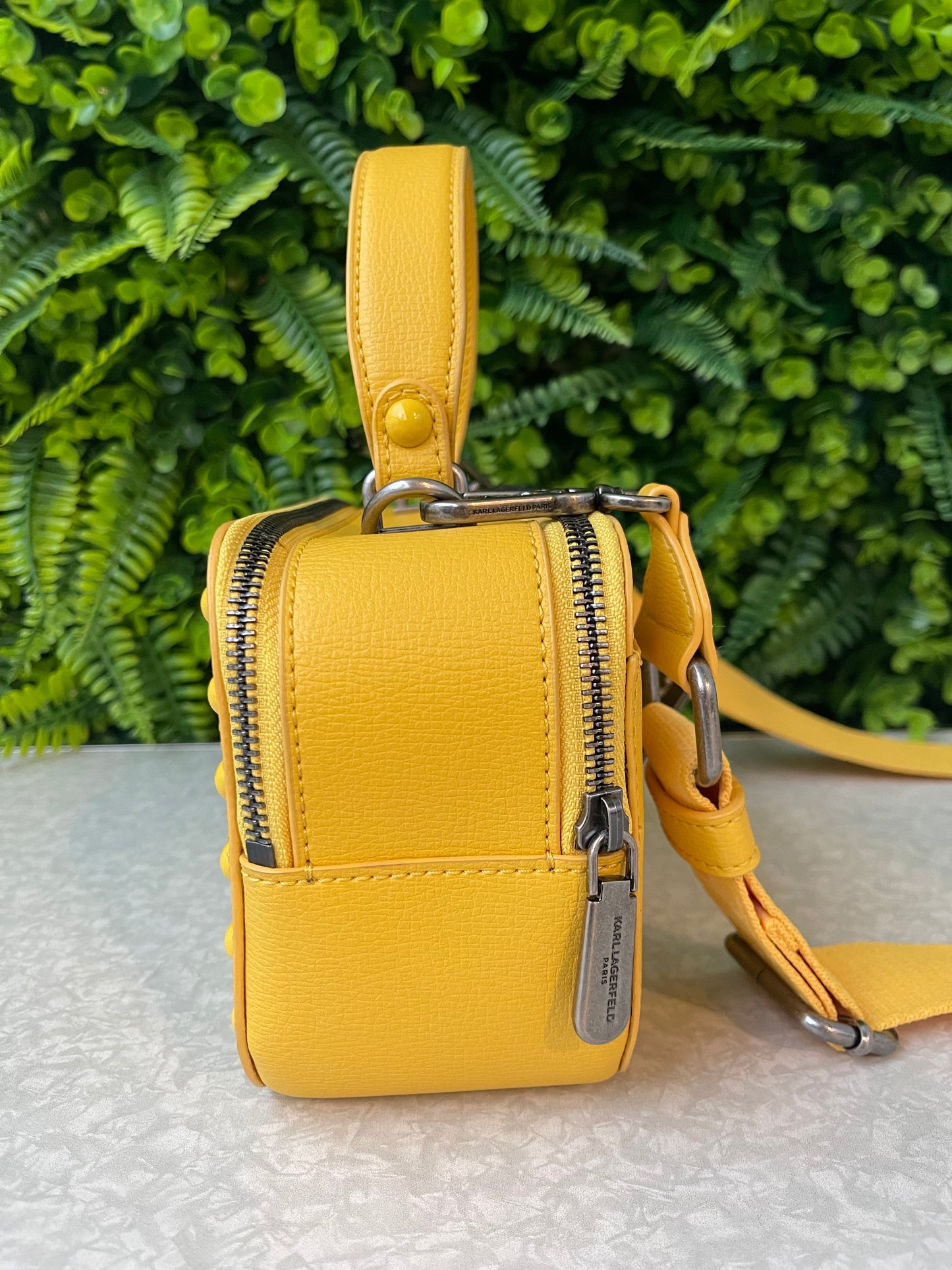 Karl Lagerfeld Paris Simone Amarela