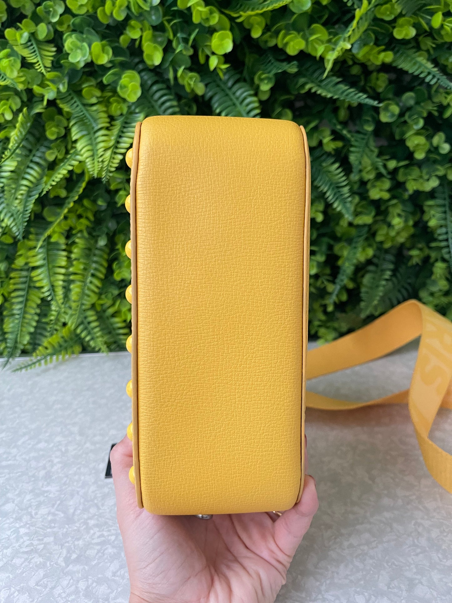 Karl Lagerfeld Paris Simone Amarela