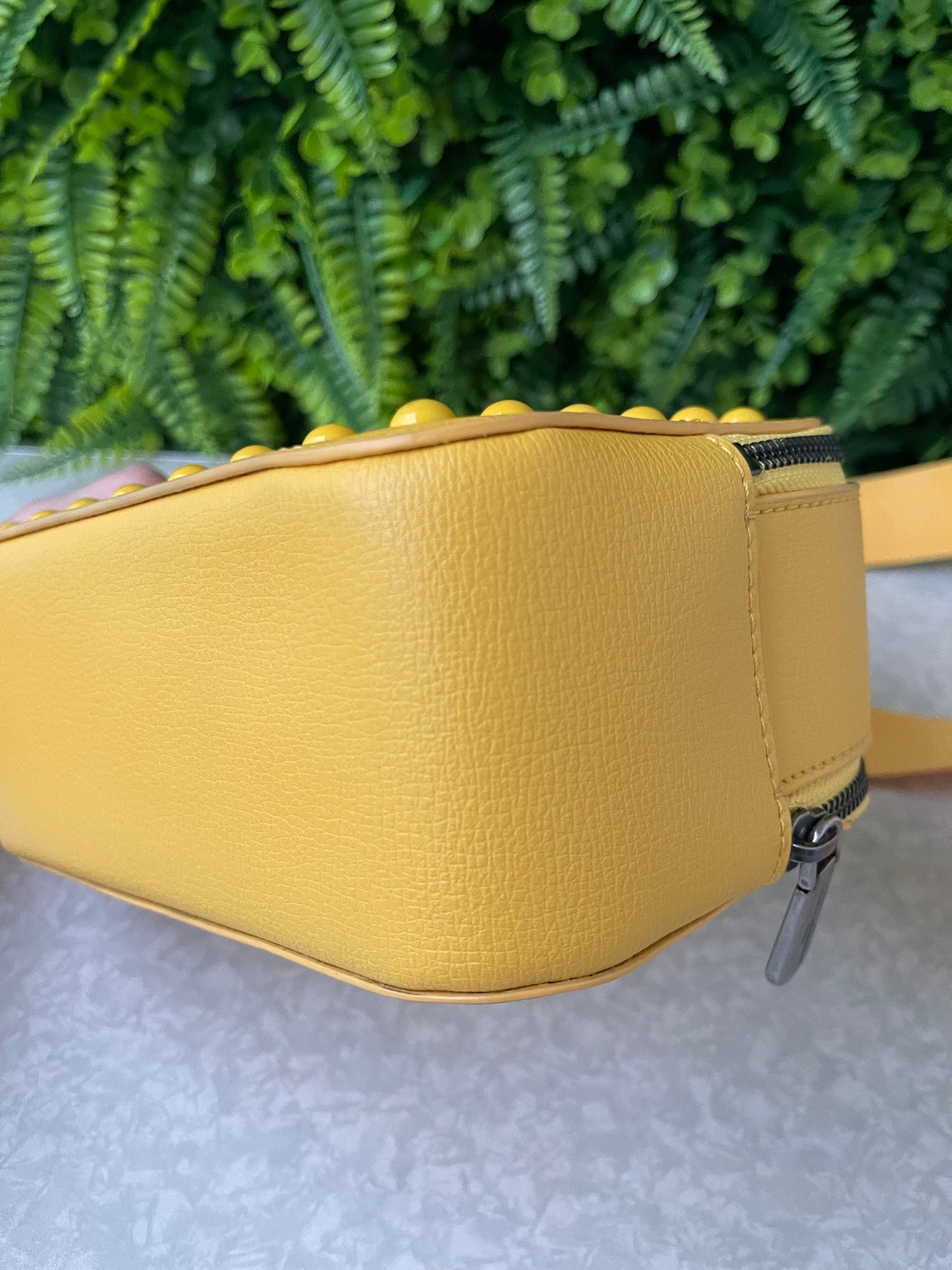 Karl Lagerfeld Paris Simone Amarela