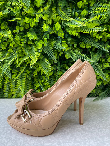 Sapato Christian Dior Cannage Bow Bege