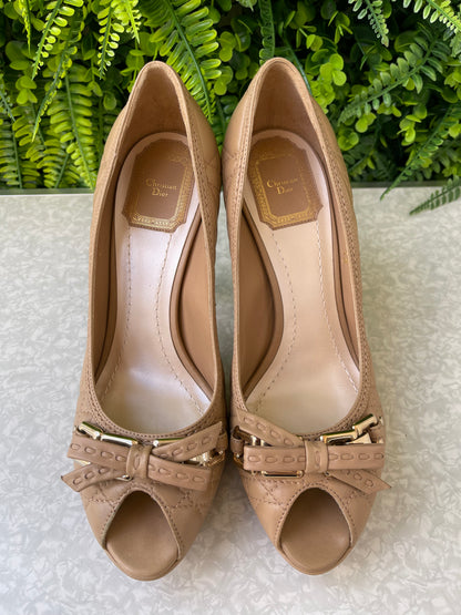 Sapato Christian Dior Cannage Bow Bege