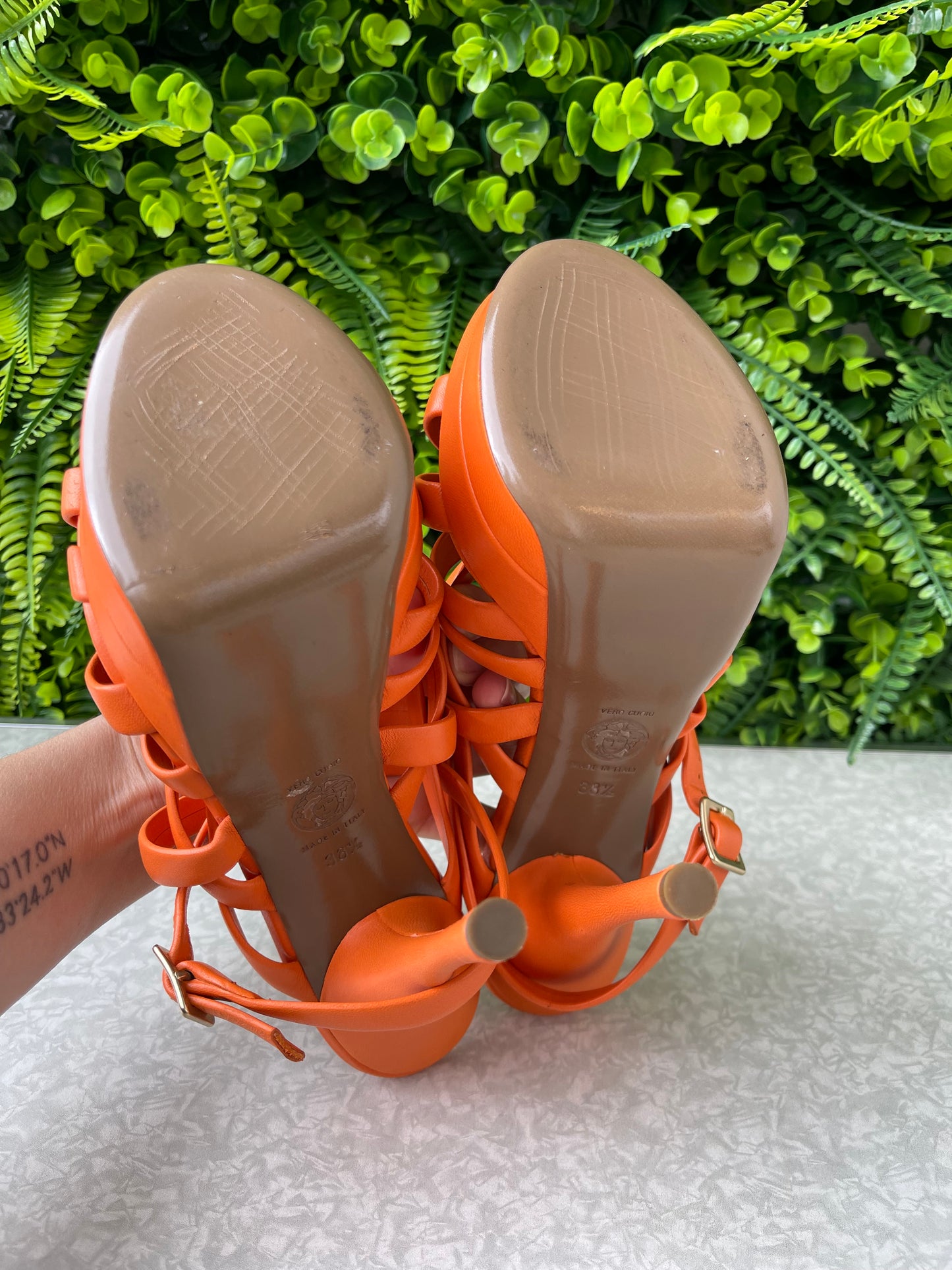 Sandália Versace em Couro Laranja