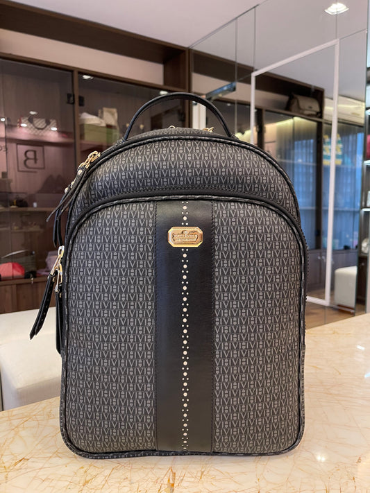 Mochila Victor Hugo Zaina