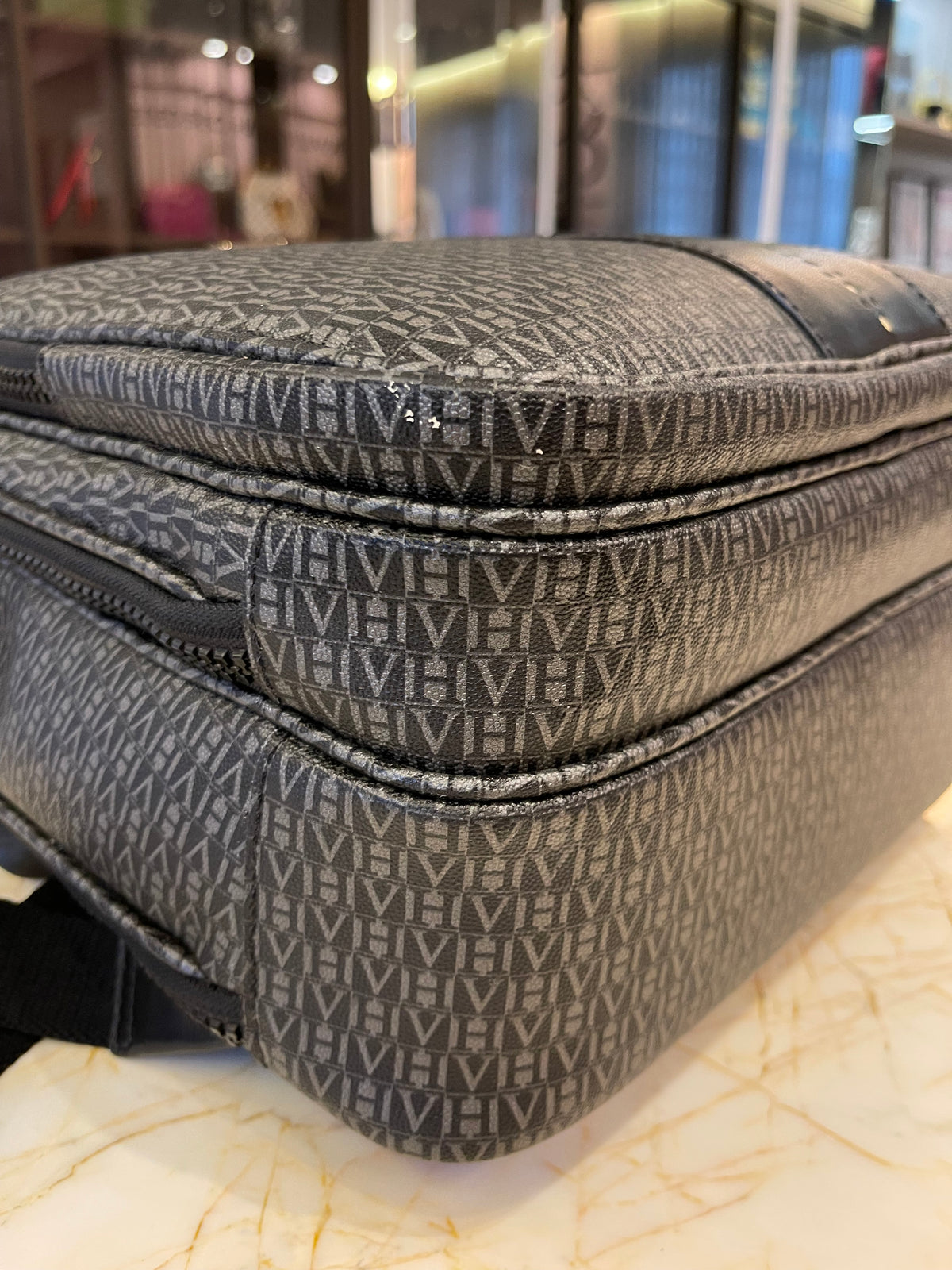 Mochila Victor Hugo Zaina