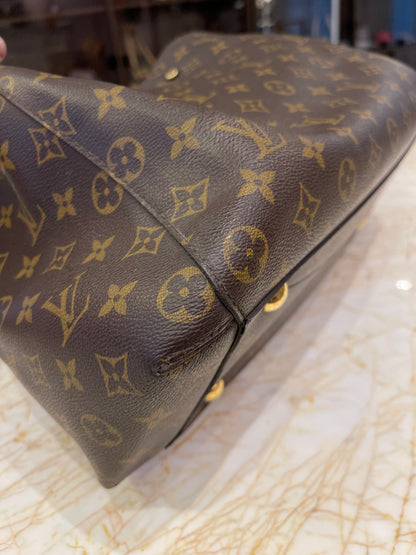 Louis Vuitton Montaigne Monogram GM