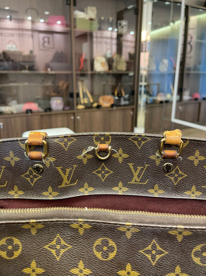 Louis Vuitton Montaigne Monogram GM