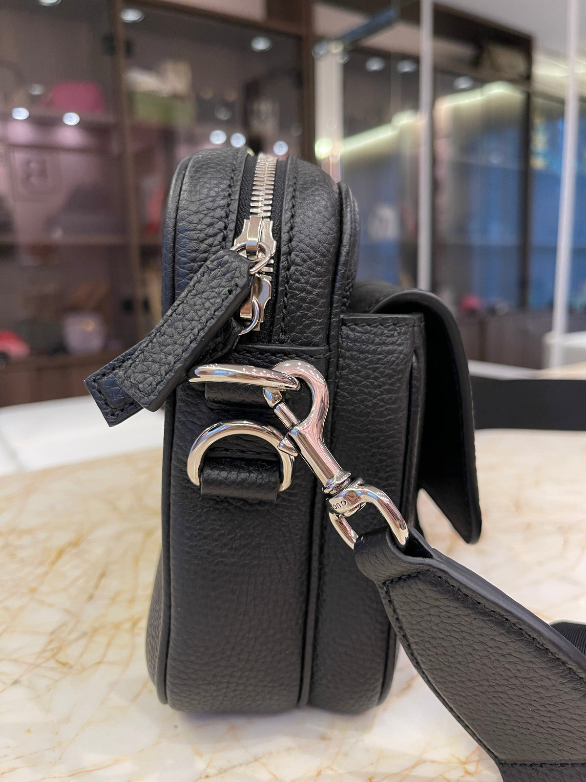 Gucci Web Stripe Messenger Small