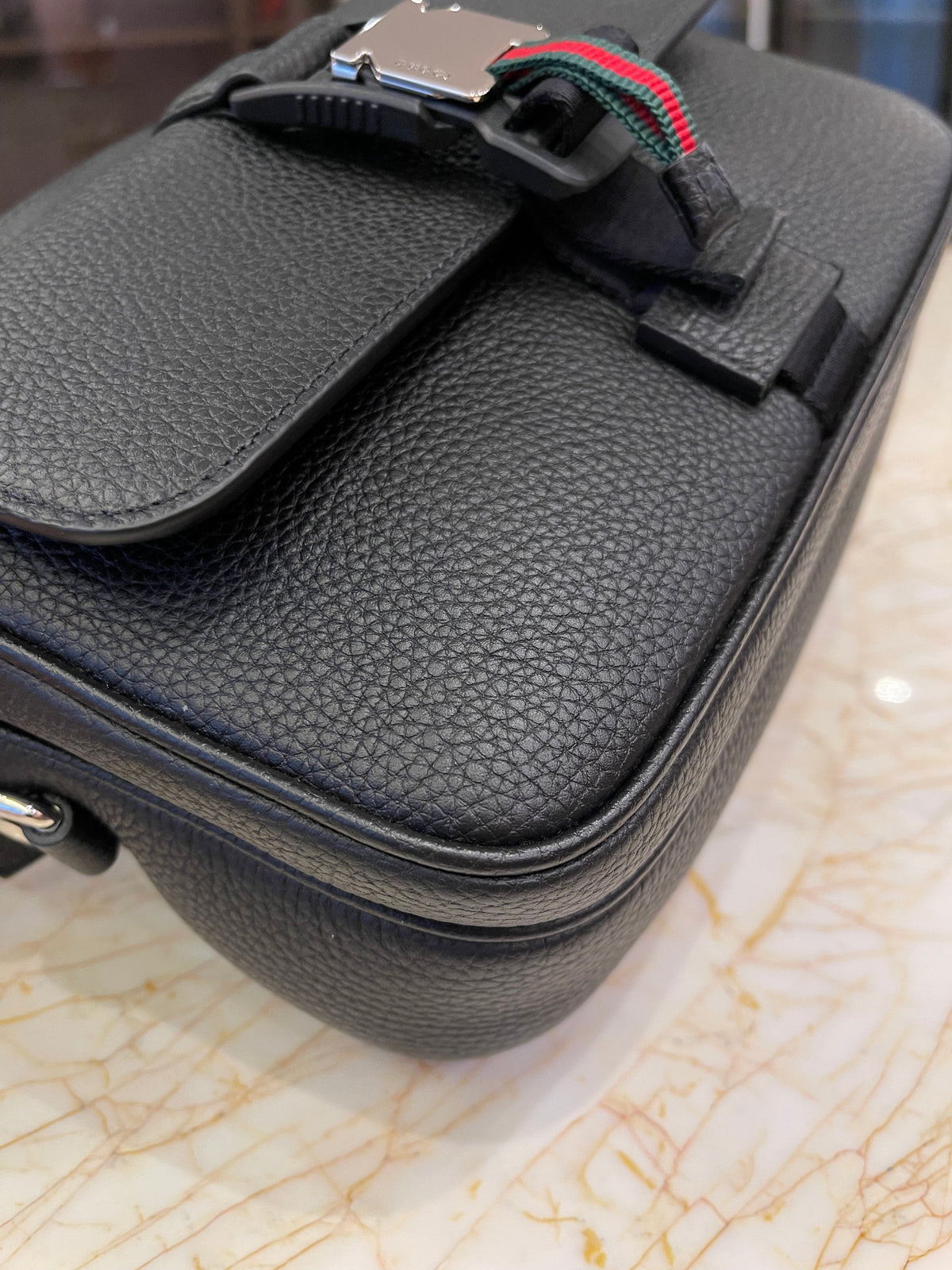 Gucci Web Stripe Messenger Small