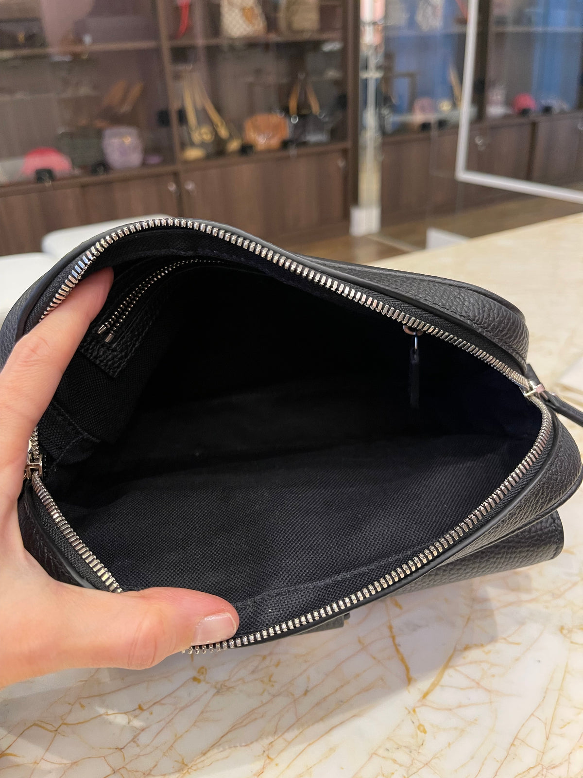 Gucci Web Stripe Messenger Small
