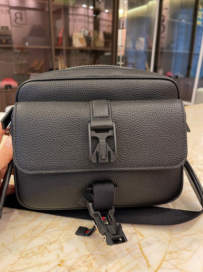 Gucci Web Stripe Messenger Small