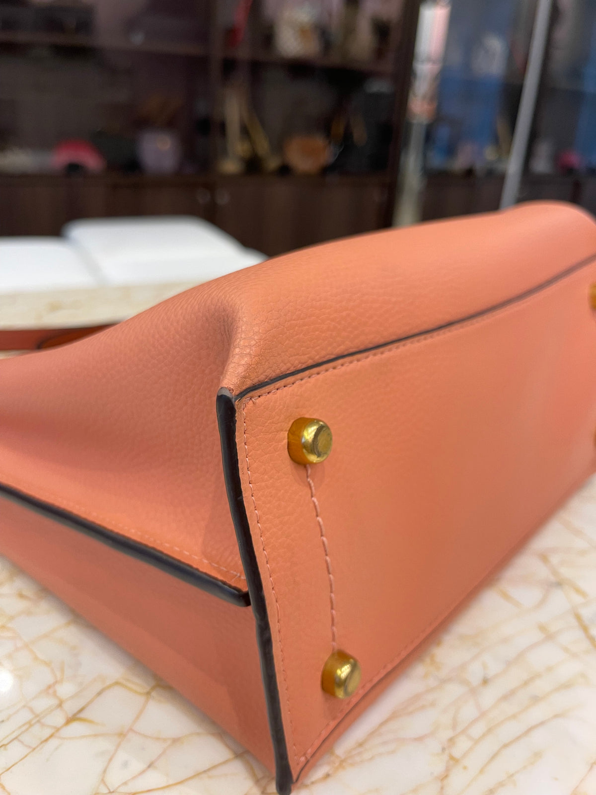 Coach Willow Tote 24