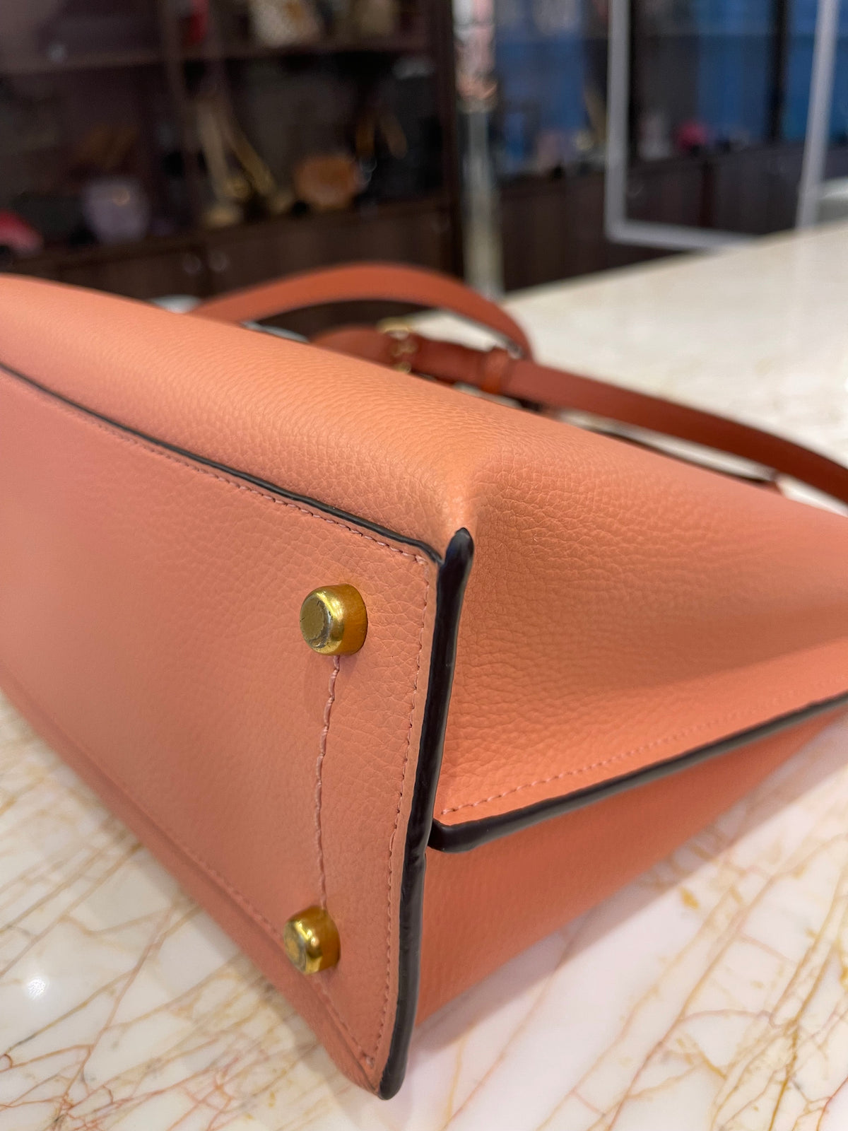 Coach Willow Tote 24