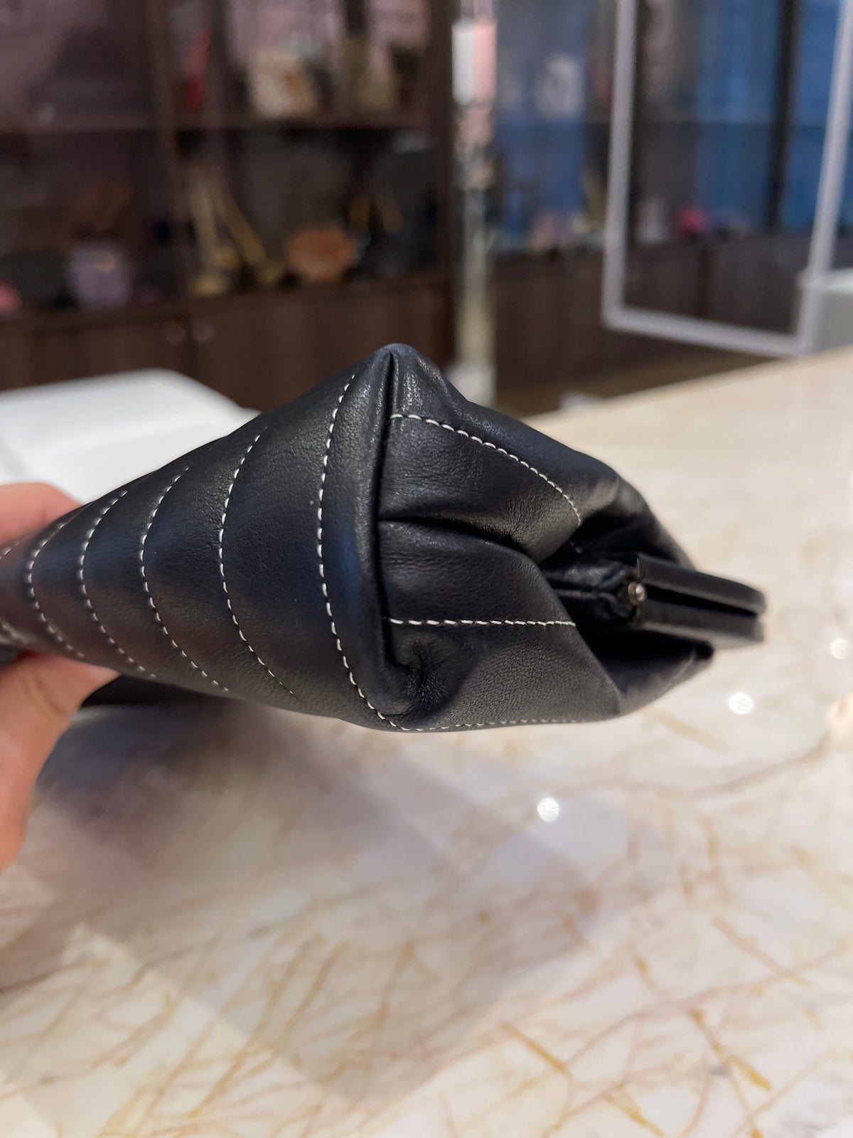 Clutch Chanel Mademoiselle Ligne Preta