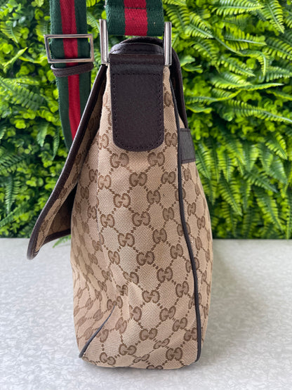 Gucci messenger Monogram Bege