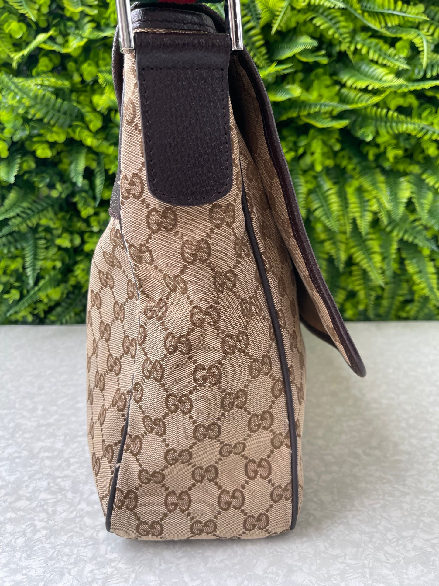 Gucci messenger Monogram Bege