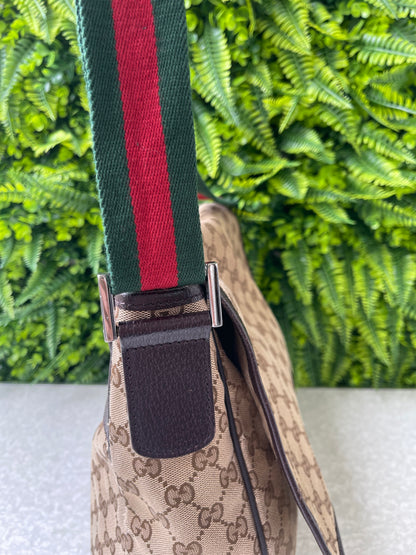 Gucci messenger Monogram Bege