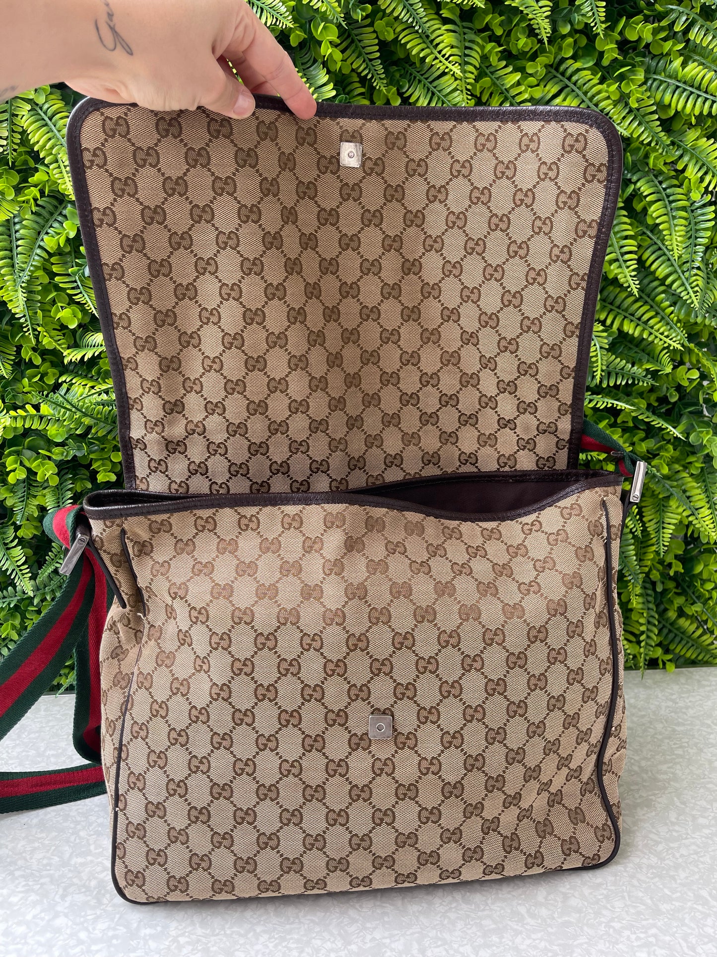 Gucci messenger Monogram Bege
