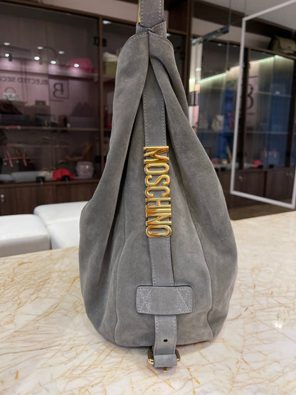 Moschino Handle Me em Camurça Cinza