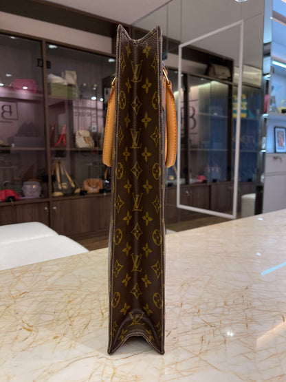 Louis Vuitton Sac Plat Monogram