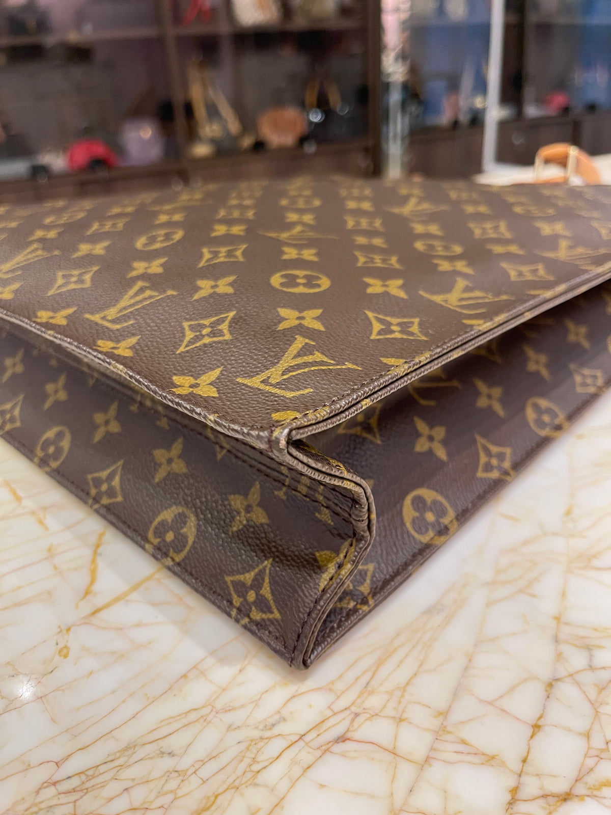 Louis Vuitton Sac Plat Monogram