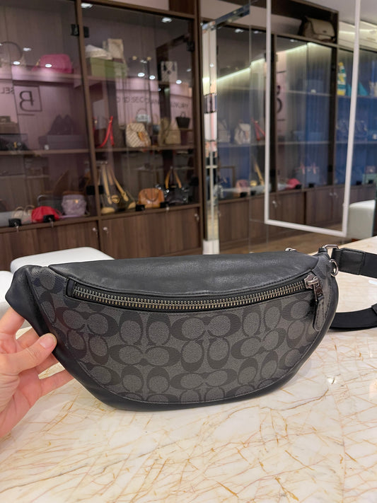 Pochette Coach Warren Belt Signature