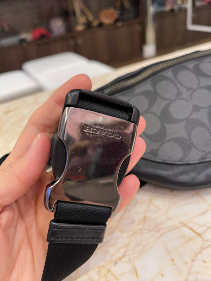Pochette Coach Warren Belt Signature